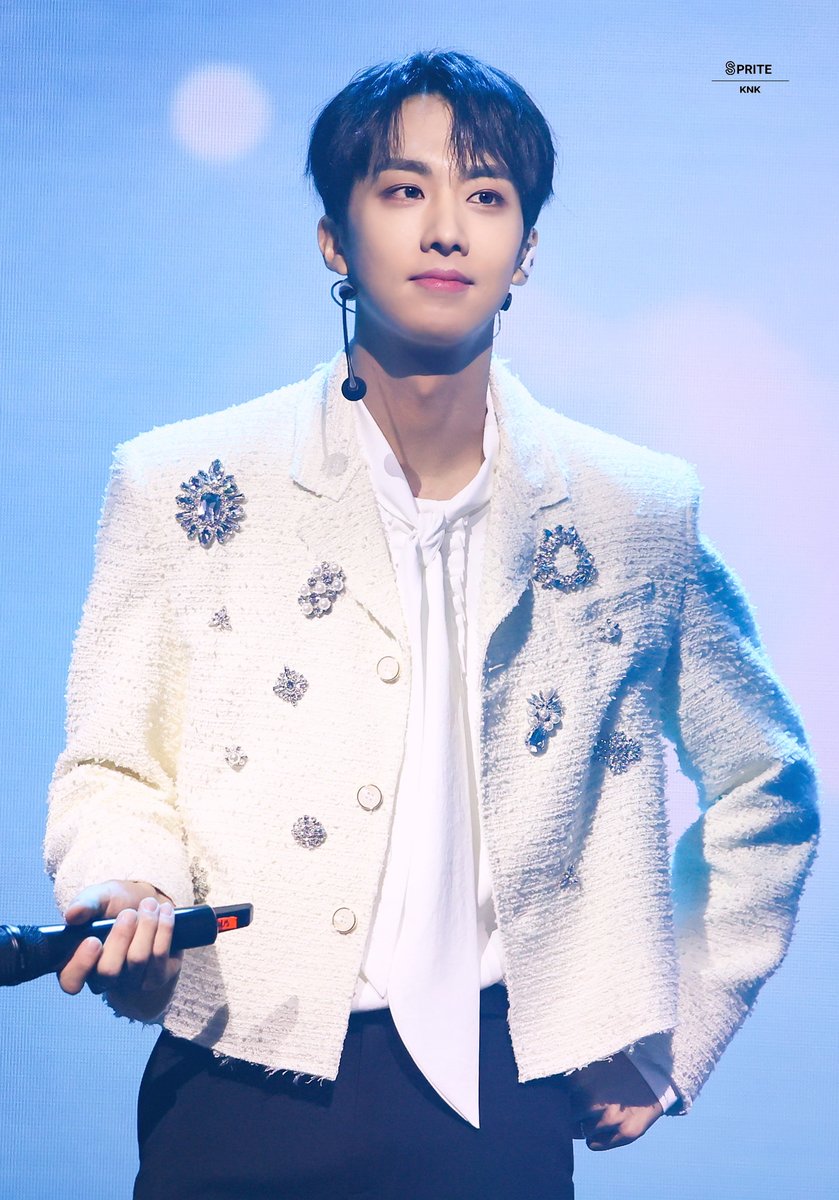 #HAPPYINSEONGDAY

250302 크나큰 킹덤 1부

#크나큰 #KNK #인성 #정인성 #INSEONG #インソン #인성짱짱
<a href="/KNKOfficial220/">크나큰(KNK)</a>