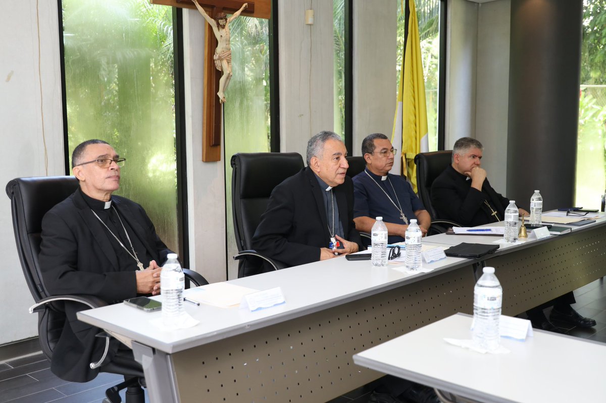 Hoy, 30 de junio, damos inicio a la Asamblea 223 de la Conferencia Episcopal Panameña.

En este encuentro se reúnen los obispos de Panamá para reflexionar y dialogar sobre la realidad nacional, buscando caminos de esperanza y compromiso con nuestro pueblo.