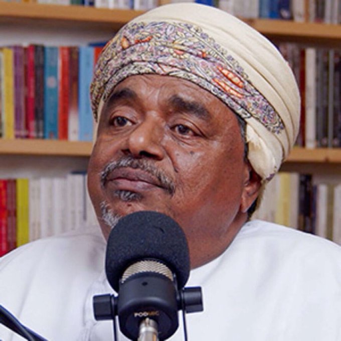 إذا كان الأخ المفكر والباحـث العُماني:  #علي_المعشني يمثلك فعلق👇 يمثلني 
#علي_المعشني_يمثلني
#المعشني_الصوت_الحر