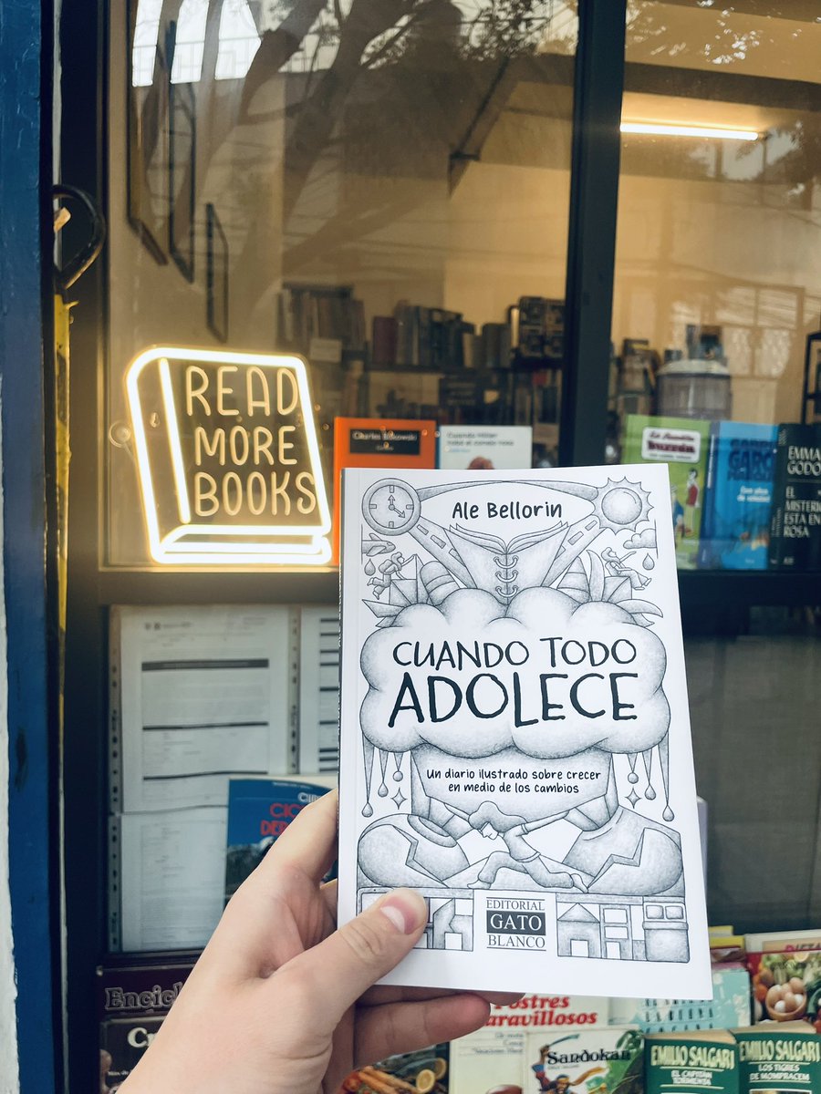 EditGatoBlanco's tweet photo. ¡Nuestras novedades ya están en el Pony! 

Visiten el Pony de Troya, la mejor librería vintage de la CDMX, y busquen los títulos de nuestro sello. https://t.co/PrRWndJUXR
