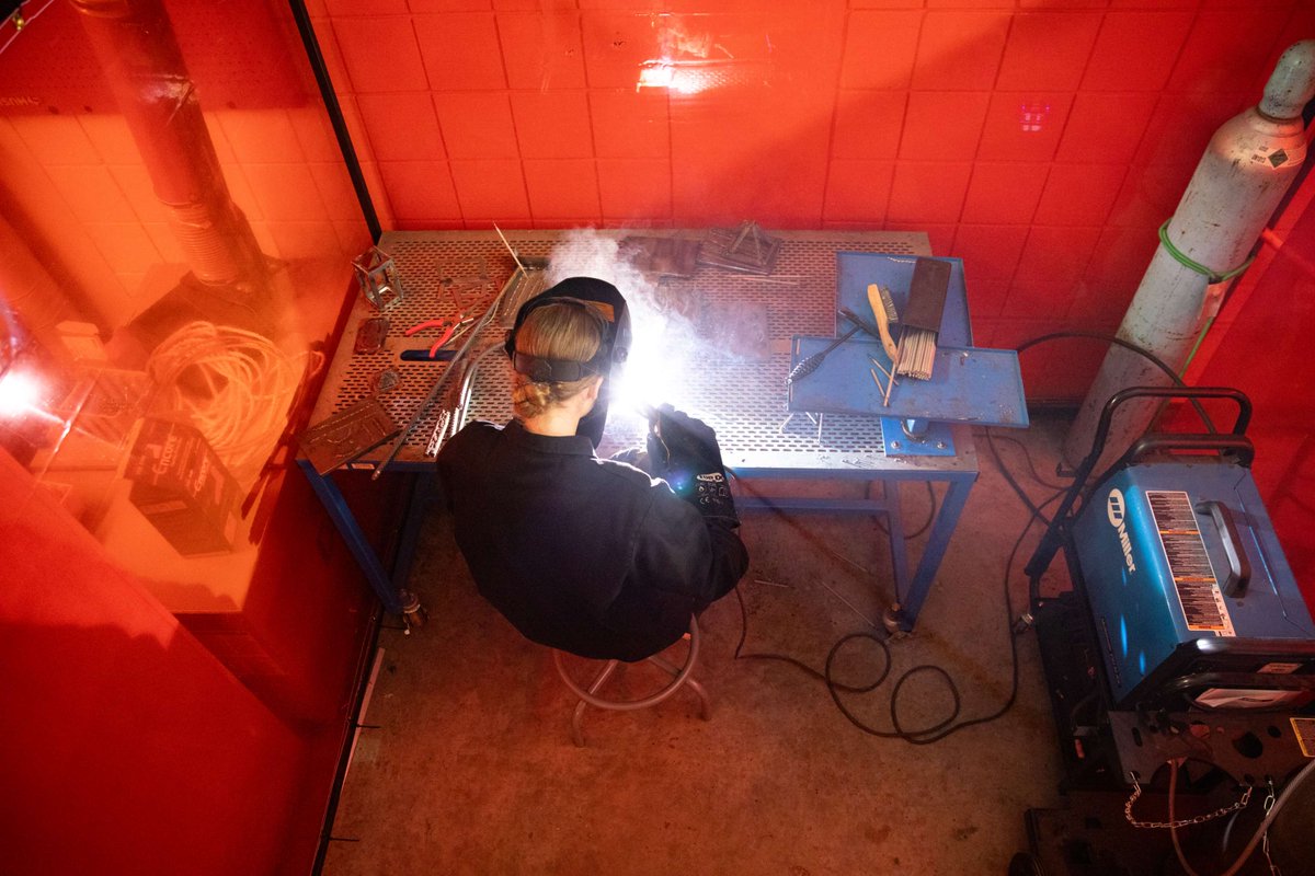 my_pcs's tweet image. Sparks were flying at our Intro to Welding Camp! 🧰💥 High school students got hands-on with real tools, tried virtual welding simulations, and learned key skills from industry pros. A major success and a bold step toward bright futures in the skilled trades! #PCSProud