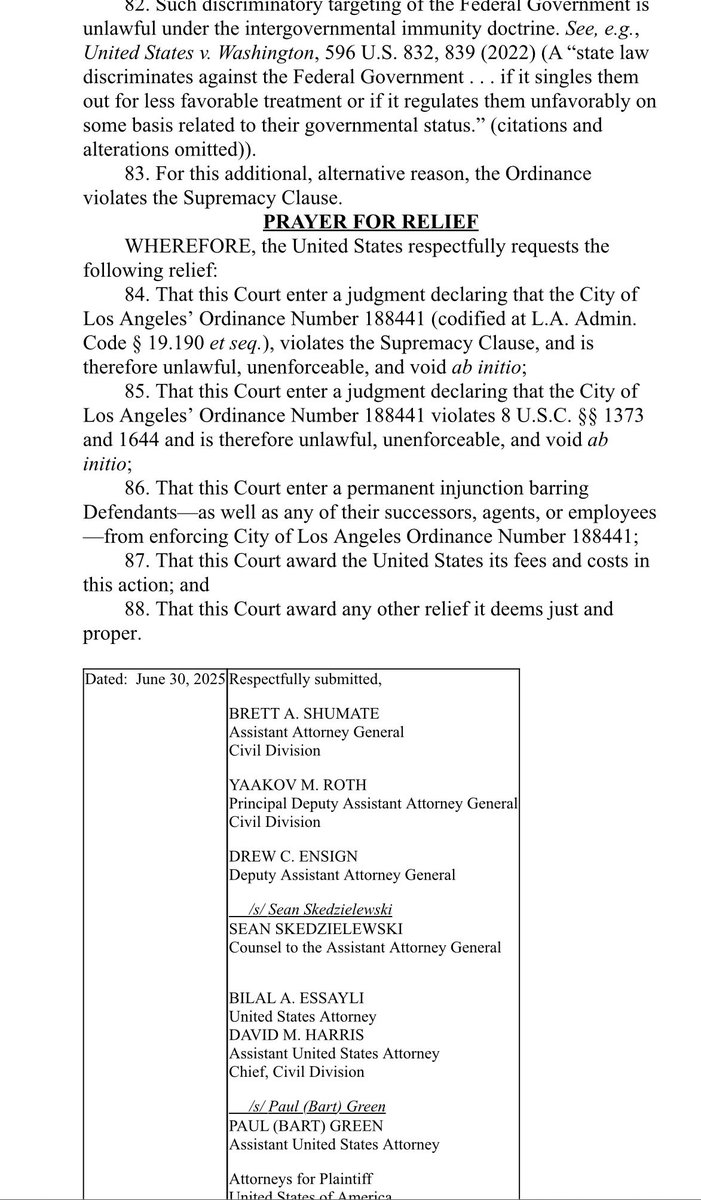 Bill Melugin tweet media