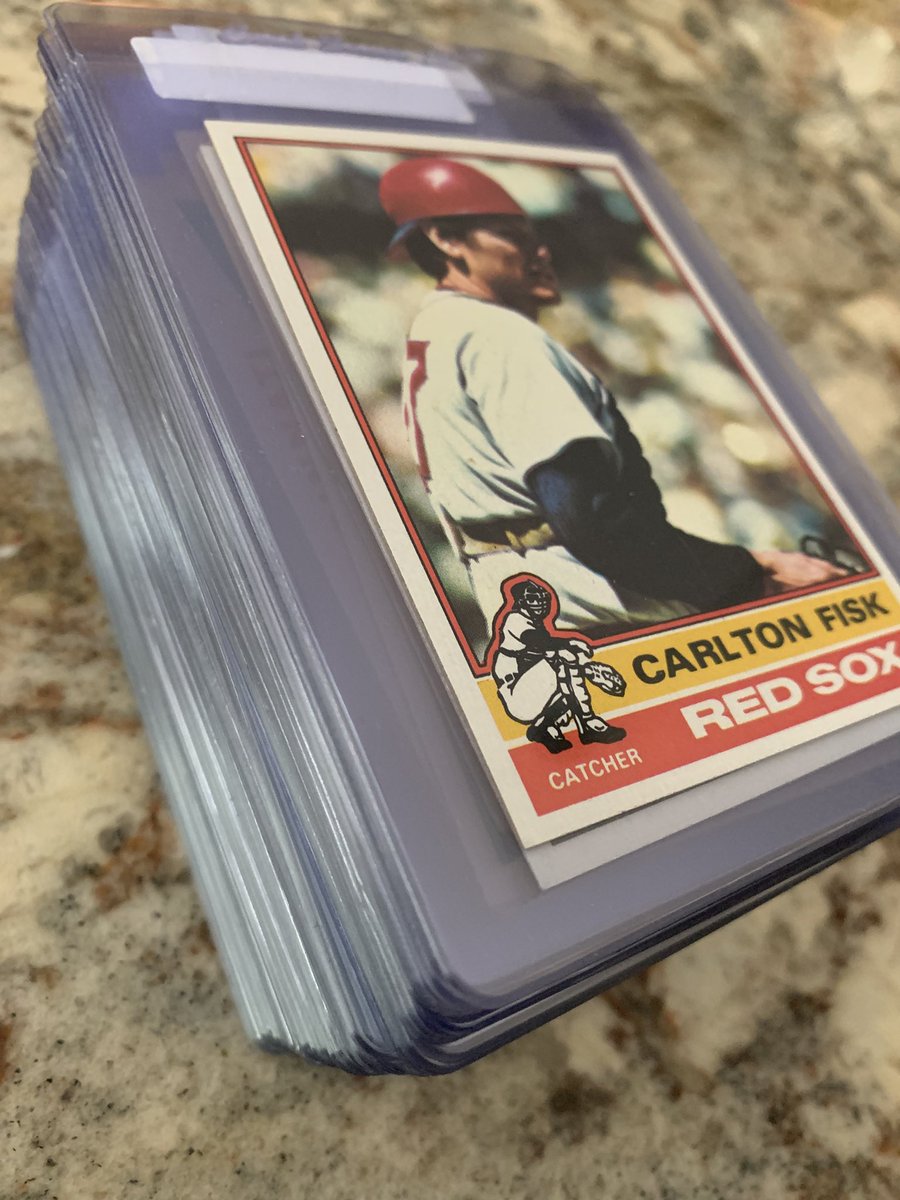 SKSportsCards's tweet photo. Huge mail day today - all smiles here!! 1960, 1968 and 1976 Topps baseball.  EXMT to NRMT across the board… https://t.co/lIIoCaQAaa