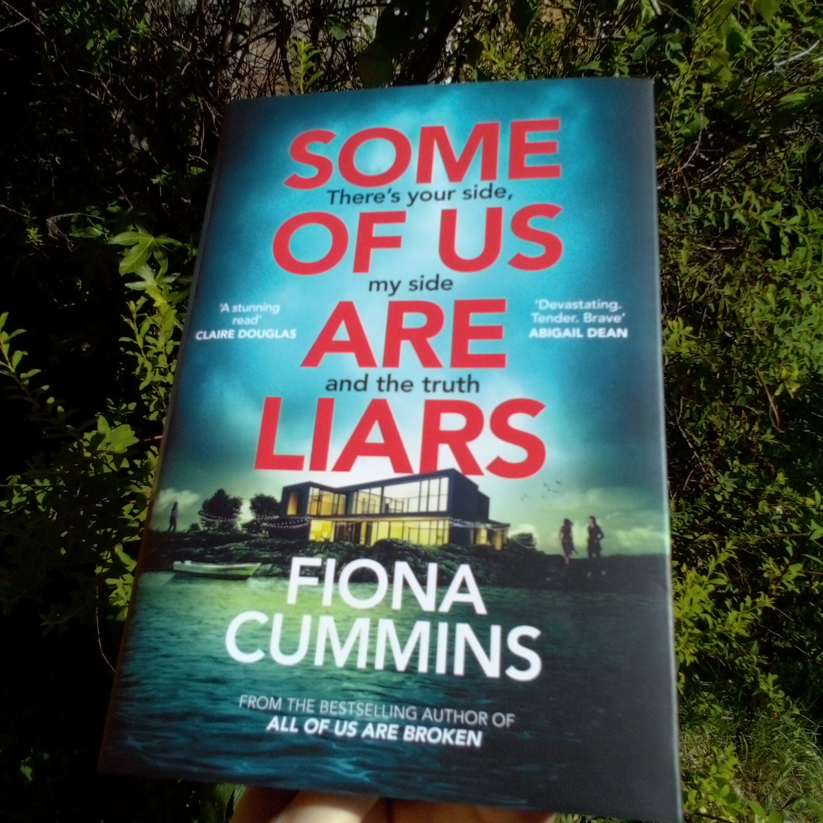 Oi with the poodles already (@debbiejh629) on Twitter photo Far too hot for me today - managed to get through it, with the thought of starting the new <a href="/FionaAnnCummins/">Fiona Cummins</a> book, tonight.
Always a highlight of my reading year. Far too hot for me today - managed to get through it, with the thought of starting the new <a href="/FionaAnnCummins/">Fiona Cummins</a> book, tonight.
Always a highlight of my reading year.