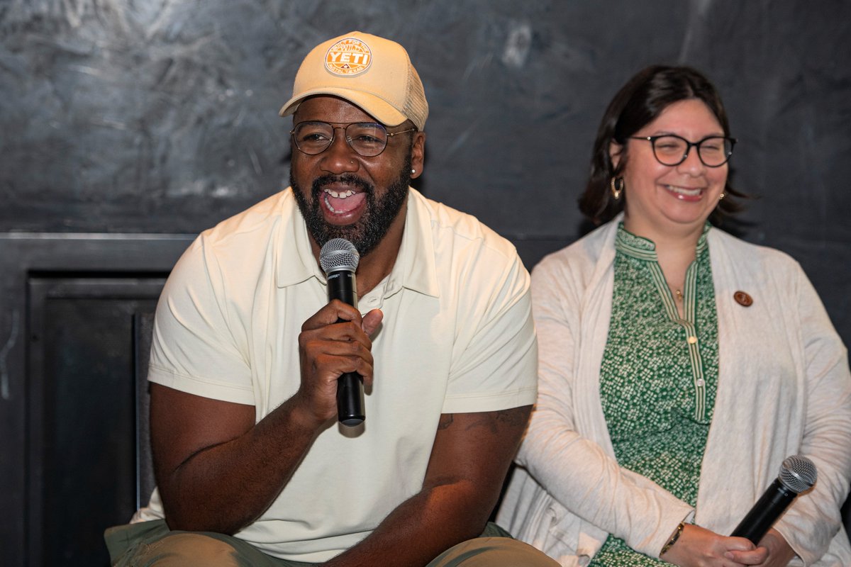 aspeninnovators's tweet image. Last week, we hosted “Strengthening Communities: Investing in Local Leaders and Collective Action” on the sidelines of #AspenIdeasHealth. Our speakers highlighted what it means to lead with connection, purpose, and service.
