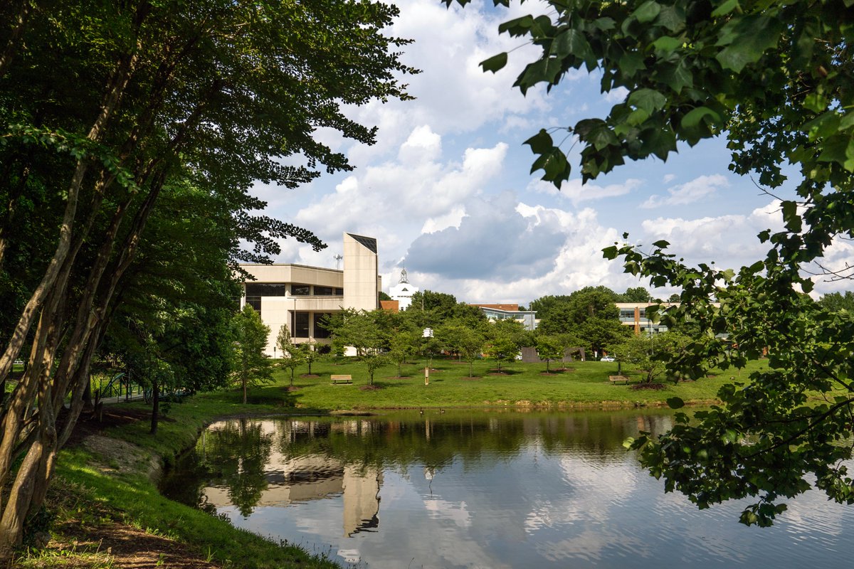 Campus isn't the same without you here😔 #MasonNation #AllTogetherDifferent 💚💛

📷: OUB