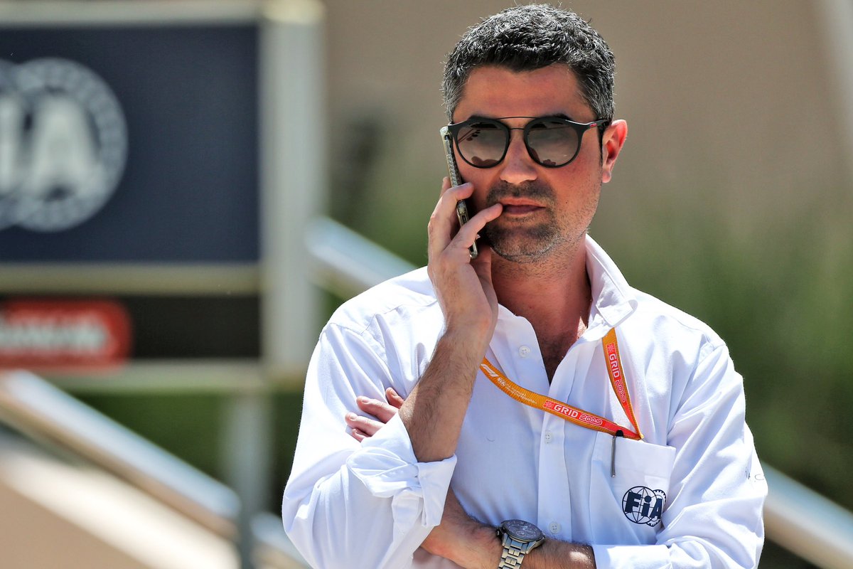 With how back n forth EEQ is rn woth dates, directives and regulations one could belive this mf right here is the director of the league….