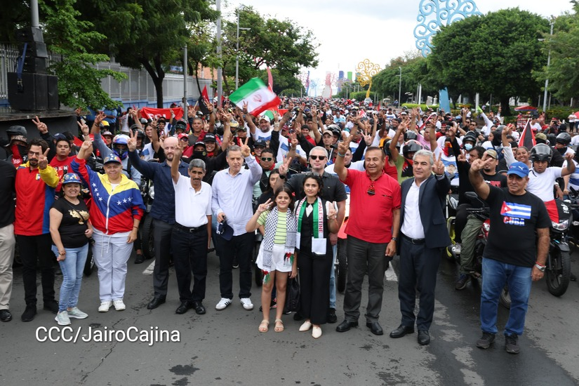 La Embajada de la RASD asistió a la motorizada siempre 19, conmemoran los 46 años del Repliegue Táctico hacia Masaya, una gesta heroica, que se llevó a cabo el 27 de junio de 1979, conjuntamente con cuerpo diplomático y autoridades Nicaragüenses.