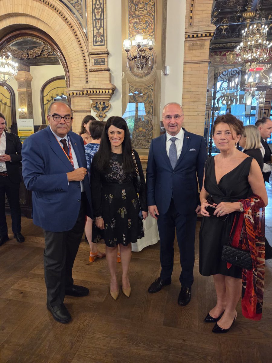 Gordan Grlić Radman (@grlicradman) on Twitter photo Honored to have participated in the 4th International Conference on Financing for Development in Seville. 🇪🇸
As the envoy of 🇭🇷 Prime Minister <a href="/AndrejPlenkovic/">Andrej Plenković</a> and <a href="/VladaRH/">Vlada Republike Hrvatske</a>, I underlined Croatia’s commitment to the Sustainable Development Goals, reducing poverty and Honored to have participated in the 4th International Conference on Financing for Development in Seville. 🇪🇸
As the envoy of 🇭🇷 Prime Minister <a href="/AndrejPlenkovic/">Andrej Plenković</a> and <a href="/VladaRH/">Vlada Republike Hrvatske</a>, I underlined Croatia’s commitment to the Sustainable Development Goals, reducing poverty and