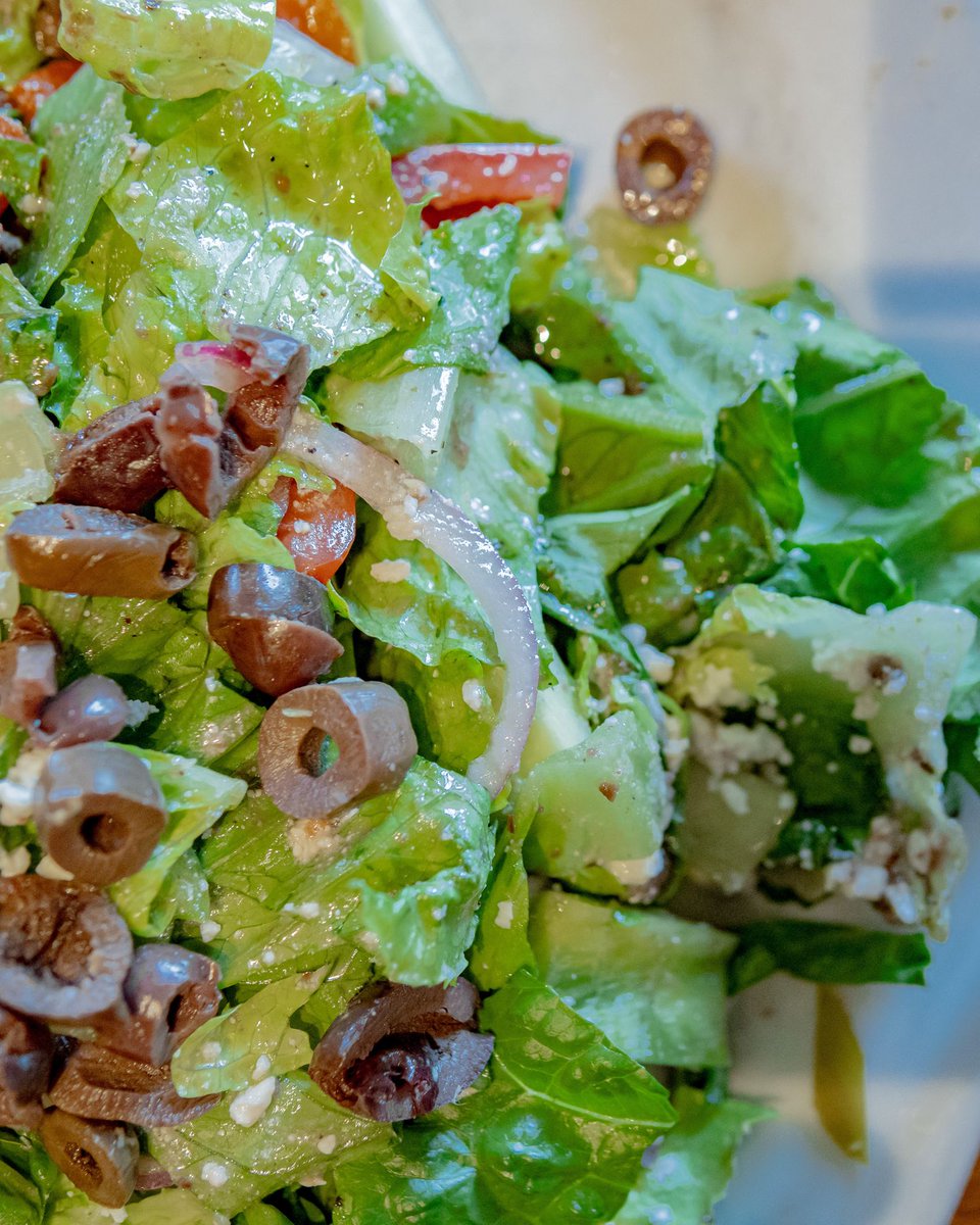 usegg's tweet image. Boost your meal with greens! Enjoying veggies before proteins and carbs aids digestion and adds fiber for a balanced meal. Fuel up the right way at US Egg!

#HealthyStart #FiberBoost #USEgg #ArizonaEats