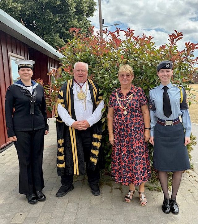 FS Giles has been busy escorting the Mayor of Colchester Cllr Michael Lilley on offical events in the City, in her capacity as our Mayor’s Cadet. 

<a href="/aircadets/">RAF Air Cadets</a> 
<a href="/CERegionRAFAC/">C & E Region RAFAC</a> 
<a href="/EssexWingATC/">Essex Wing ATC</a> 

#endeavourto308 #whatwedo #aircadets #noordinaryhobby #nextgeneration