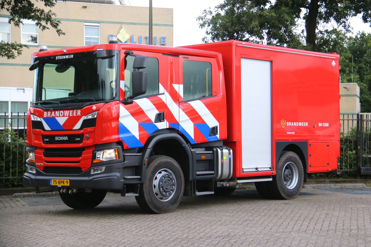 MichaelHuising's tweet image. In 2019 heeft #IFFS een eerste WTS500 afgeleverd aan @VRIJsselland post #Lemelerveld 
In 2020 kwamen daar 2 bij op de posten #Raalte en #Steenwijk
#Scania P370 4x4 / 500m. 5&quot; transportslang / Schlingmann pomp 4000 l/min / HL125 SOA