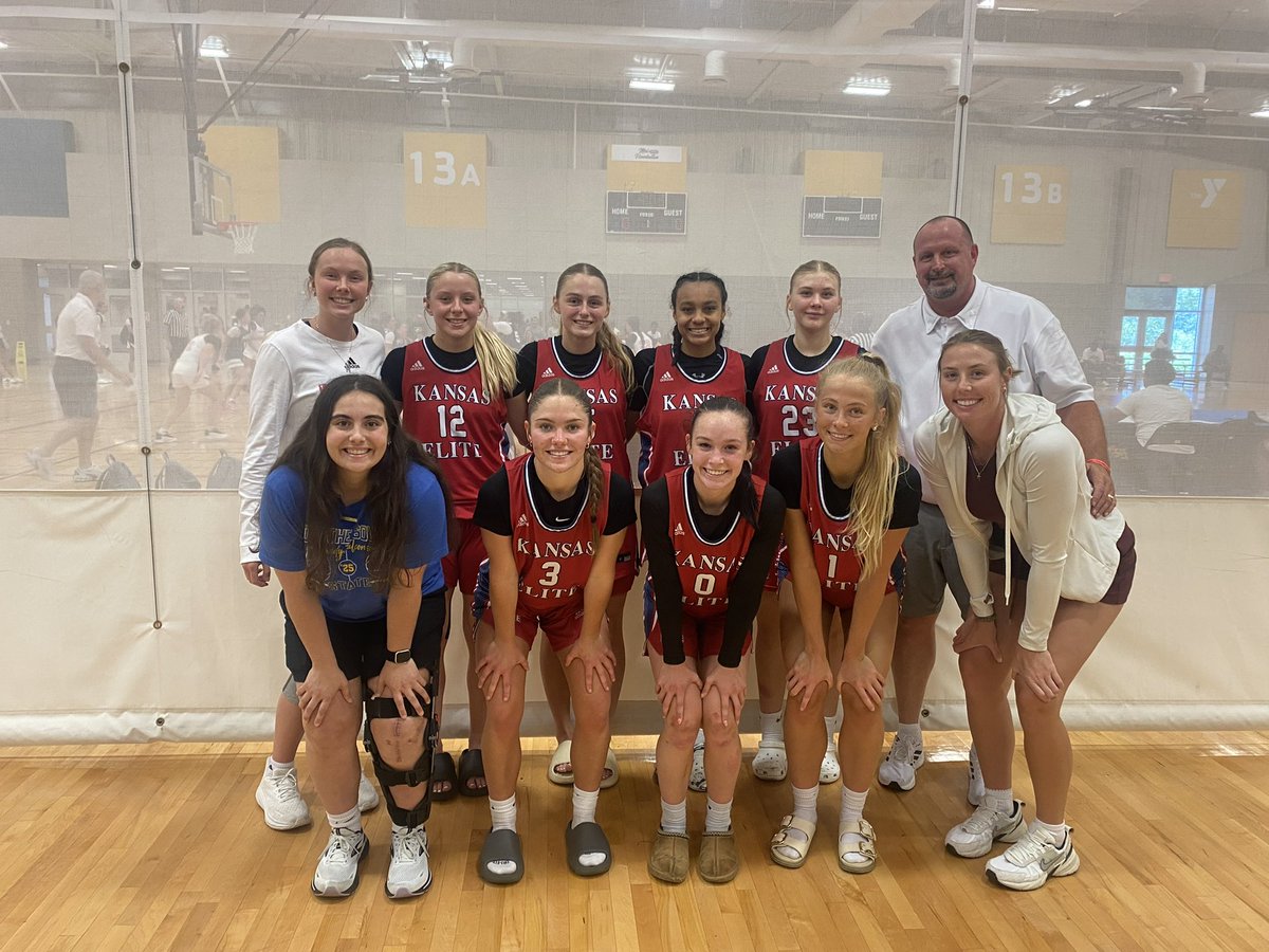 Had a great weekend at the <a href="/I35Showcase_GBB/">I-35 Showcase GBB</a> going 4-0 and winning the championship! Super proud of this team. Thank you to all of the college coaches who watched us!

<a href="/ToddZars/">Todd Zars</a> 
<a href="/KansasEliteWBB/">Kansas Elite WBB</a>