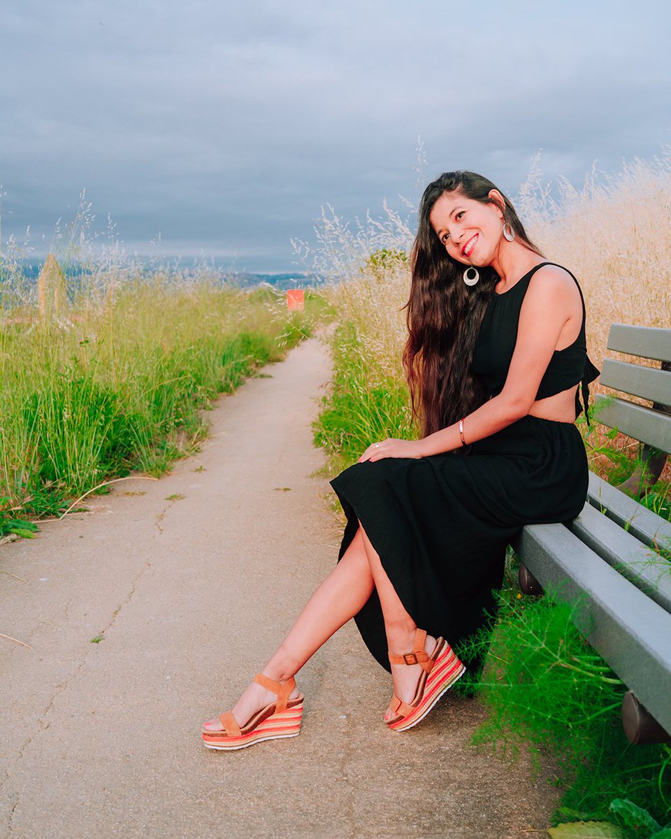 Looking for the perfect summer wedge? The Sydney checks all the boxes: stylish, supportive, and now on SALE for the 4th 🎆 Grab yours while sizes last NOW: bit.ly/4ewnDeD