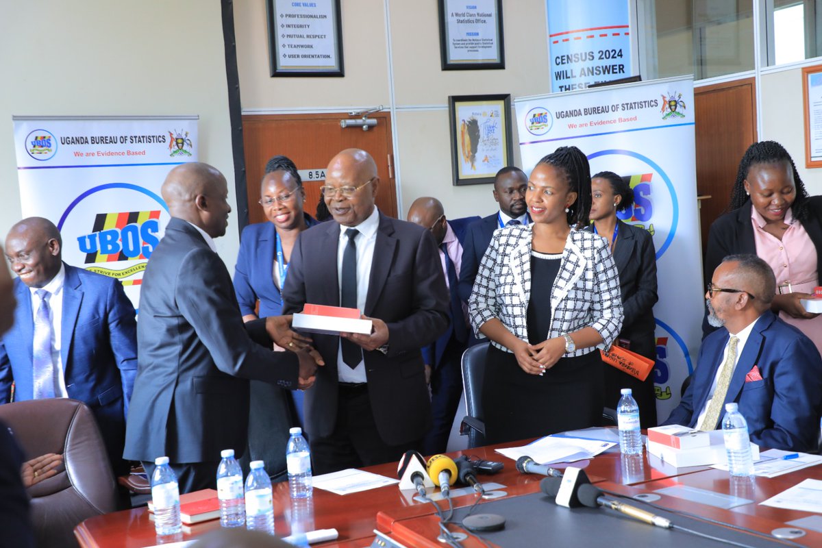 StatisticsUg's tweet photo. This afternoon, the Uganda Bureau of Statistics (UBOS) officially handed over 5,195 tablets to four Kingdoms and twelve Institutions of Higher Learning across the country. This initiative is part the Bureau’s ongoing efforts to strengthen the National Statistical System (NSS).

#DataForDevelopment #UBOS