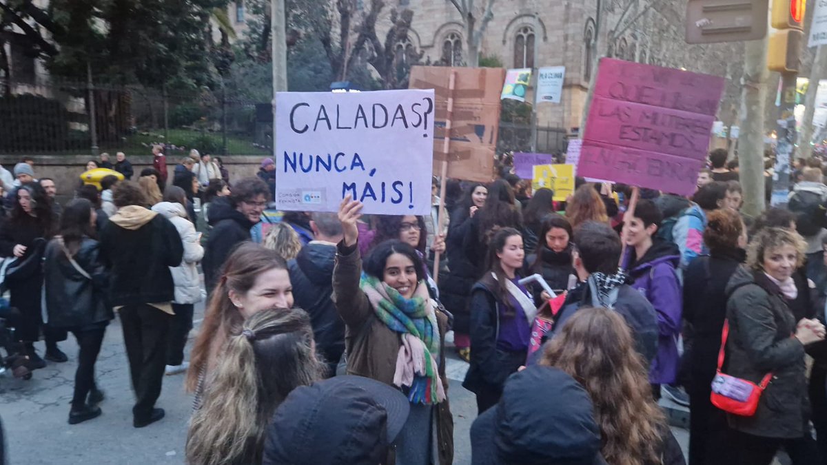 De parte da comisión feminista da ACGB, con motivo do orgullo: que viva a diversidade!!!