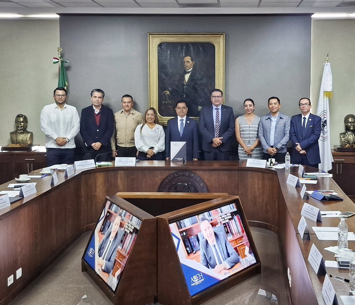 ASEH_Hgo's tweet photo. El Mtro. @jorvalverdeASEH entregó la Primera Cuenta Pública 2024 a la Comisión Inspectora del @CongresoHidalgo. Se detectaron irregularidades por más de $22 millones. La fiscalización avanza con firmeza. #ASEH #Transparencia https://t.co/k9L1kxv8Yd
