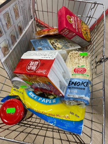 I just received 🍜🥟Asia Shop Splurges 🌶️🫚 from David via Throne. Thank you! throne.com/wildthyme #Wishlist #Throne