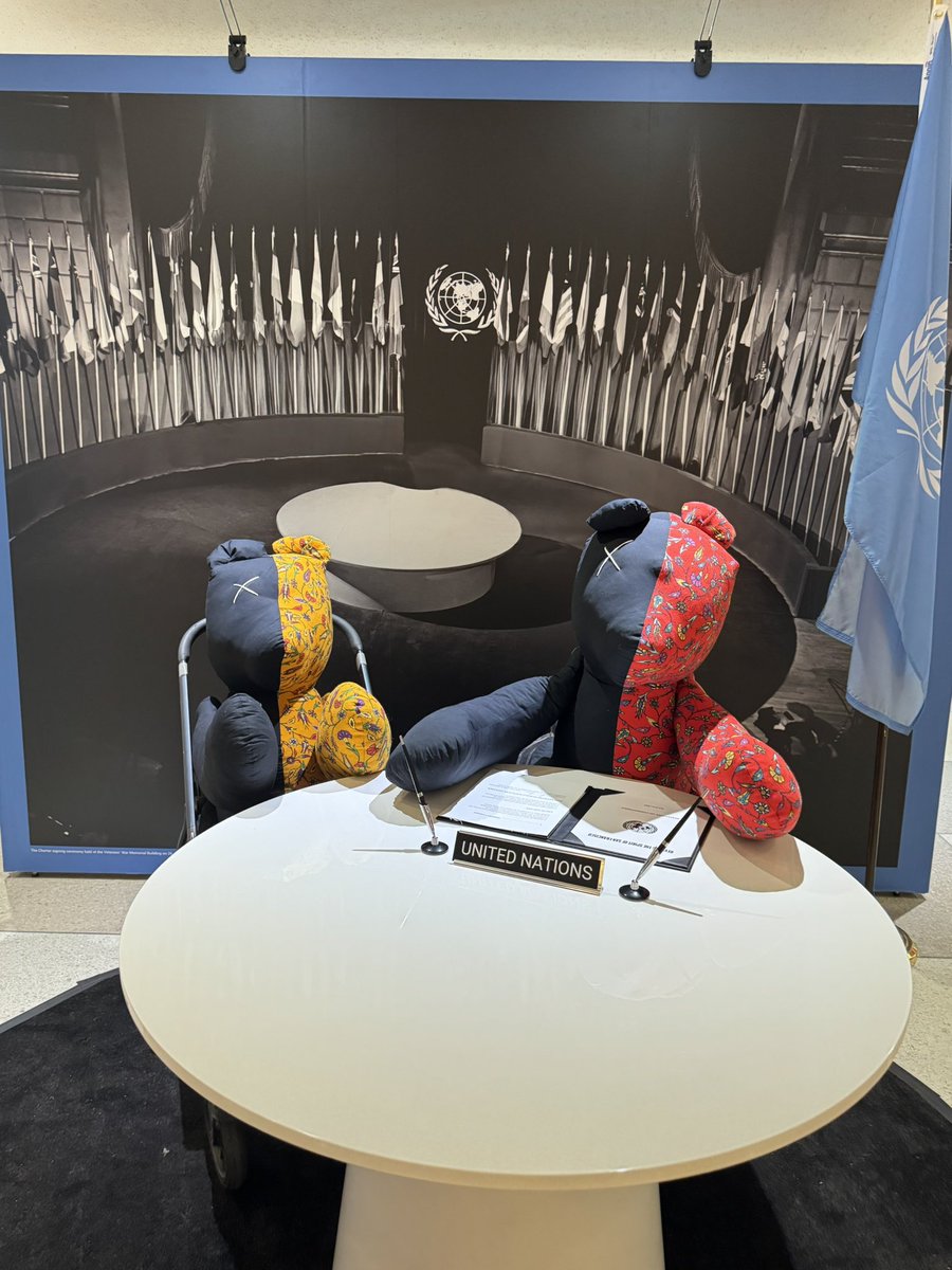 PiaBozyel's tweet photo. Today was the final day of my UN exhibition. The teddy bears—my loyal companions and main characters—also pledged their support for peace.
With the spirit of the 1945 San Francisco Conference, we made a promise: justice, dignity, and a peaceful future. 🕊️🧸🇺🇳 https://t.co/0Wo5UkDF8U