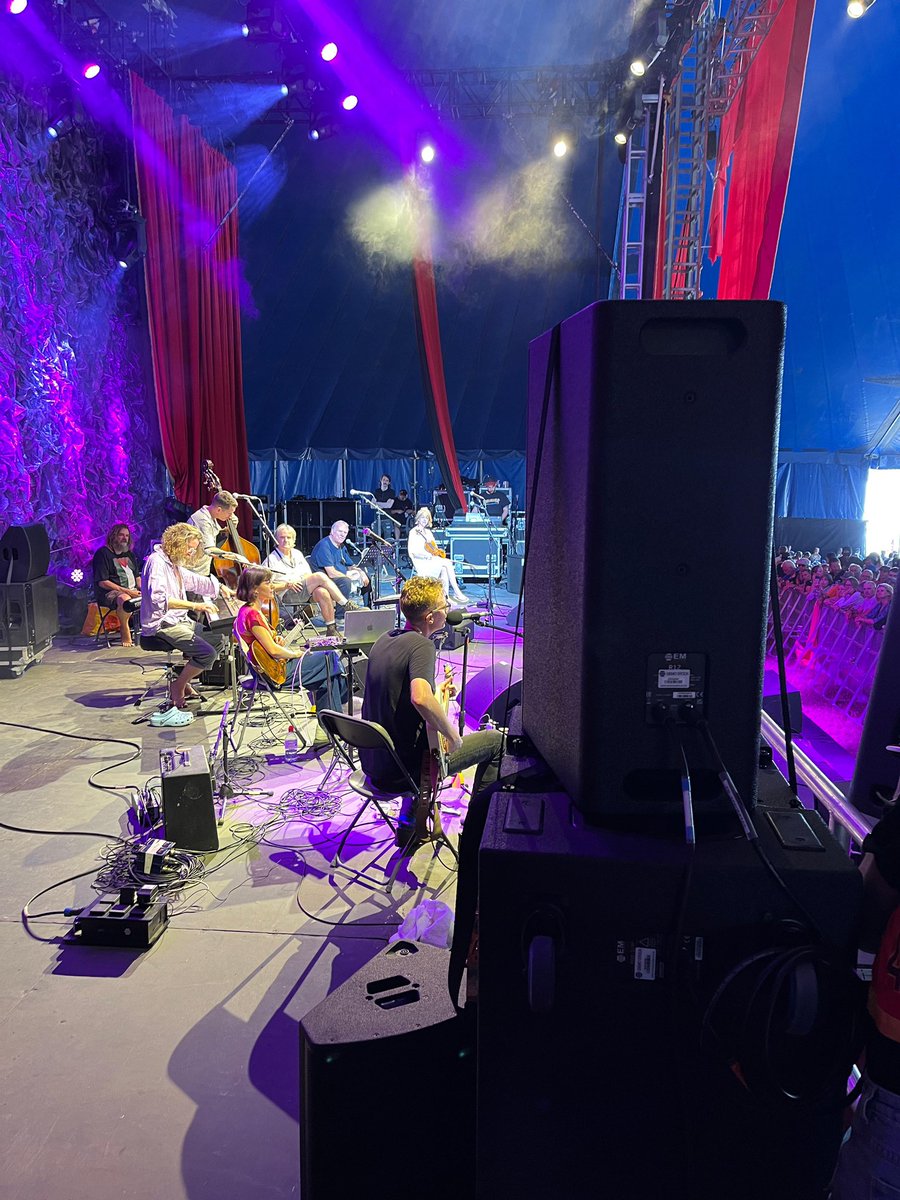 It was a big thrill to be invited to sing a Bob Dylan song at Glastonbury on the Acoustic Stage after my own show - with Ralph McTell, Sid Griffin of The Long Ryders, Liam Ó Maonlaí, Katya, Paul Carrack, and Kerenza Peacock. <a href="/bobdylan/">Bob Dylan</a> #Glastonbury