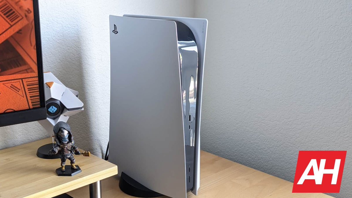 thedynasage's tweet image. Is your PS5 overheating? 🤔  Liquid metal cooling leaks are a growing concern, especially in older models.  Lay your PS5 horizontally to prevent further damage!  Report issues to Sony! #PS5 #LiquidMetal #CoolingIssue #PS5Repair #Sony  🎮