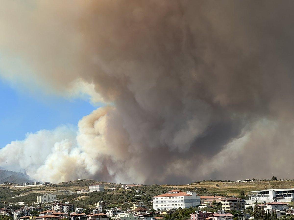 #AntakyaYanıyor 
#ormanyangını 
#cigerlerimizyaniyor