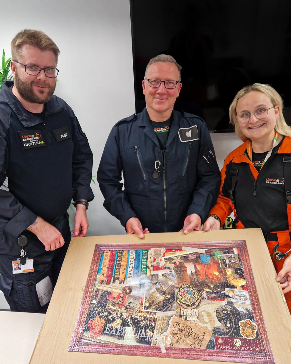 This month, our wellbeing team encouraged staff and clinicians to enjoy mindful breaks with puzzles, fostering calm, connection, and friendly competition at Magpas Air Ambulance! 🧩