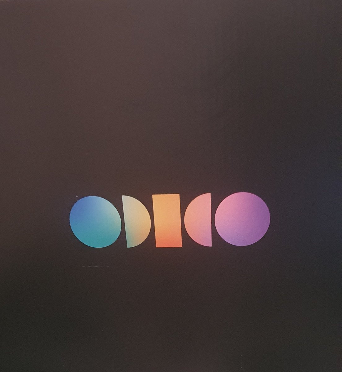 Zo die is binnen, volgende week snel internet. Vervelend is wel die rare man van <a href="/KPN/">KPN</a>  die zojuist aan de deur kwam en mij moest "waarschuwen" over de problemen bij Odido. Hoepel op met je roddels en verkooppraatjes, laat mij lekker blijven bij <a href="/odidonederland/">Odido Nederland</a> ❤️