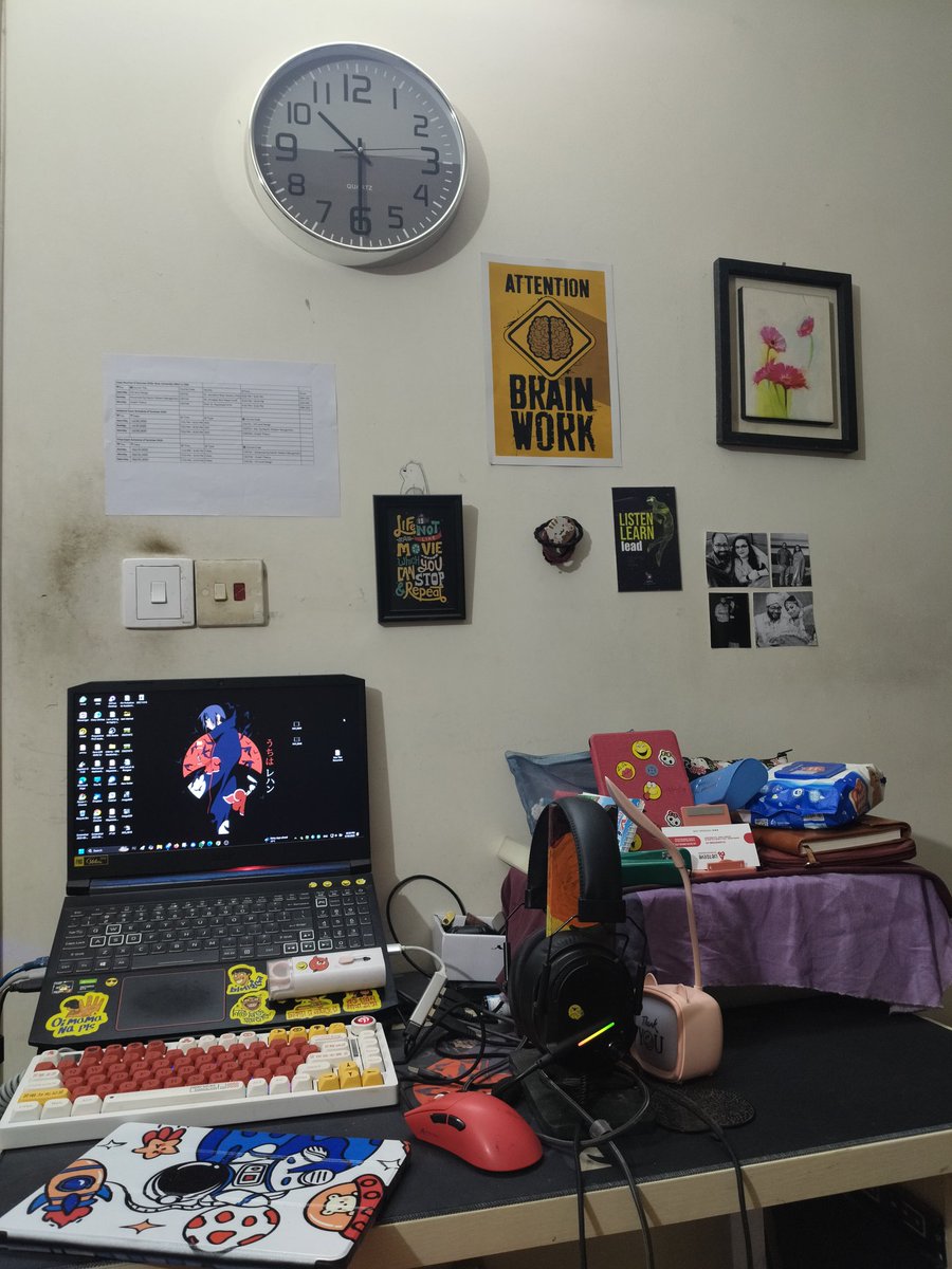 soroni69272's tweet image. 🔬✨ Some call it messy, I call it a research ecosystem — where coffee rings mark breakthroughs, sticky notes plot revolutions, and tangled wires fuel tiny eureka moments. 📚💻🧠 #ResearchVibes #OrganizedChaos ✨