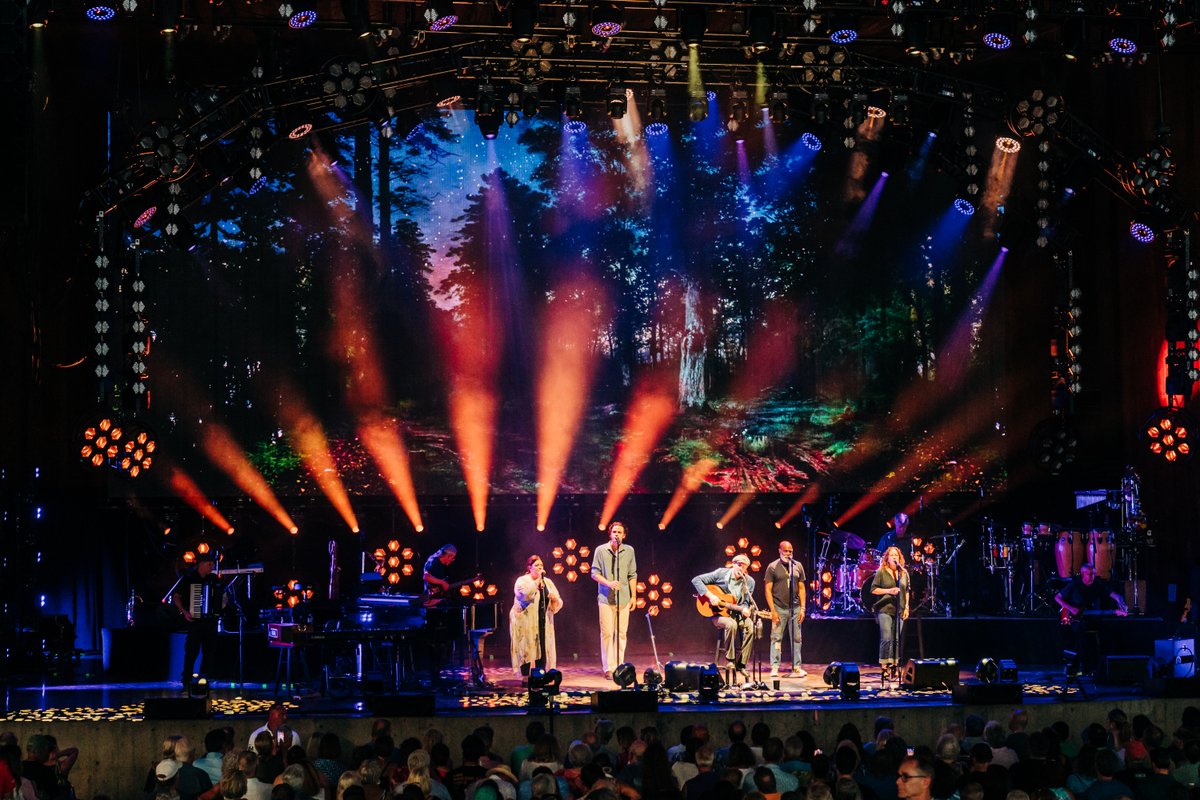 Blossom Music Center tweet media