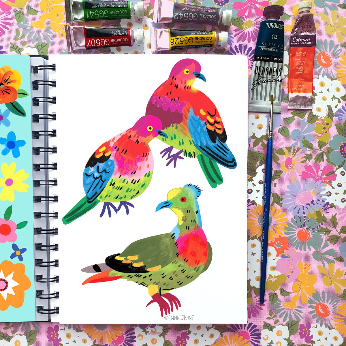 emma_j_designs's tweet image. Day 15, colourful pigeon sketchbook drawings. I'm really enjoying drawing birds at the moment 🐦

#birddrawings #sketchbook #illustrators #kidlitartist #nonfictionillustrator #picturebookillustrator #boardbookillustrator