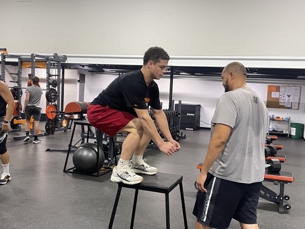 Linsly Football tweet media