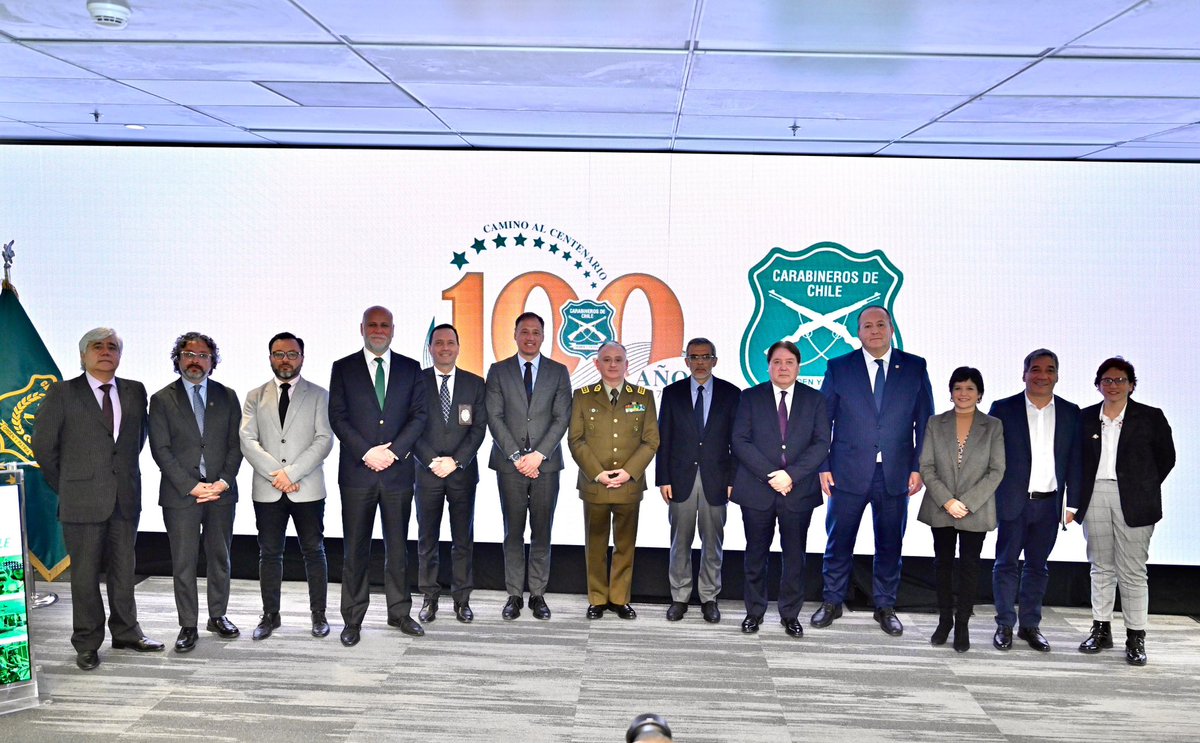 Encabezado por nuestro General Director Marcelo Araya, y ante las principales autoridades del país, se realizó la Cuenta Pública de #Carabineros de #Chile, instancia en la que se detallaron los logros y desafíos del 2024, y en el que se reforzó nuestro compromiso con la