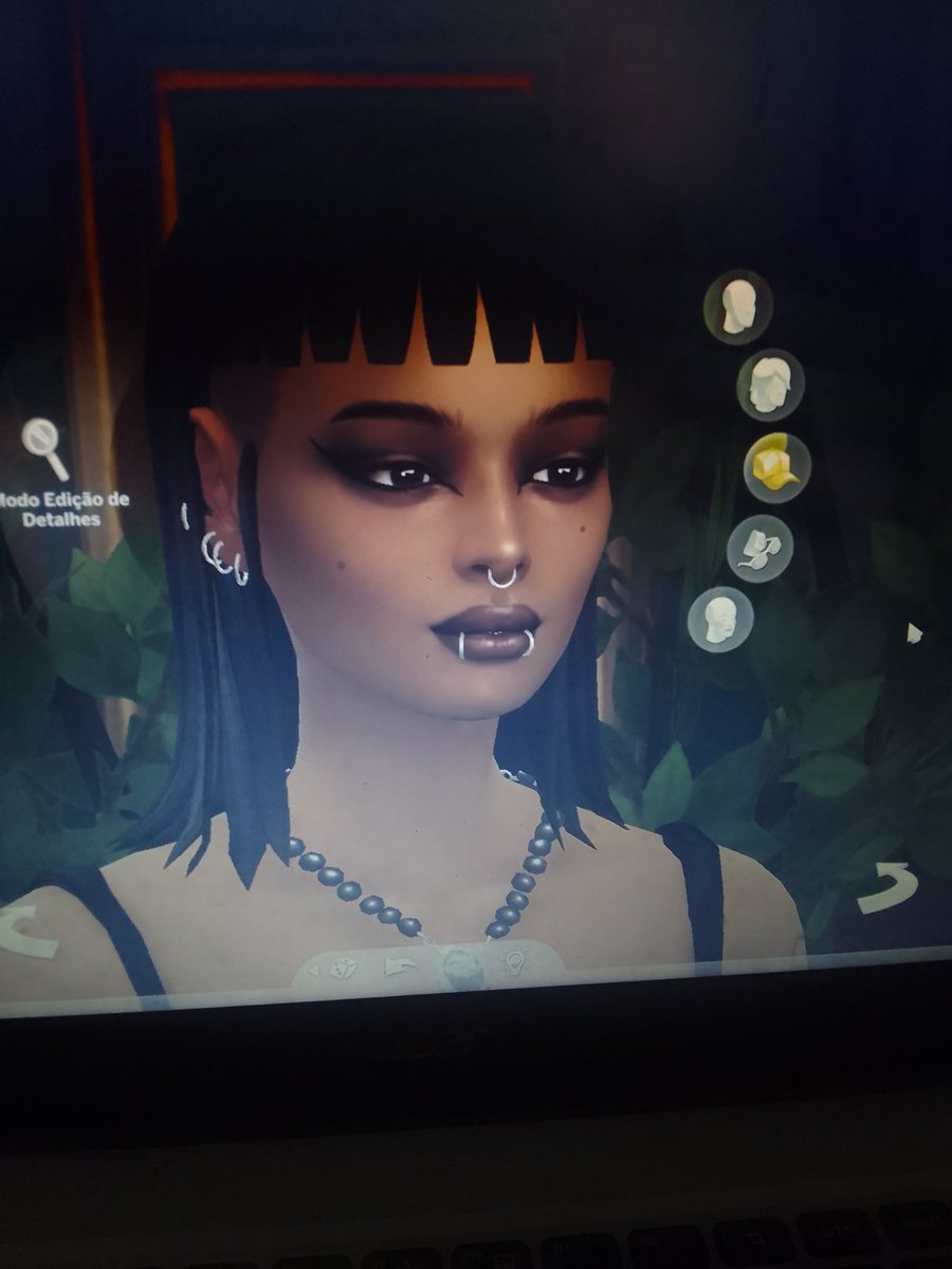 Acho q meio q meu dom é ficar fazendo sim bonito no the sims essa a é Morgana 🕸️