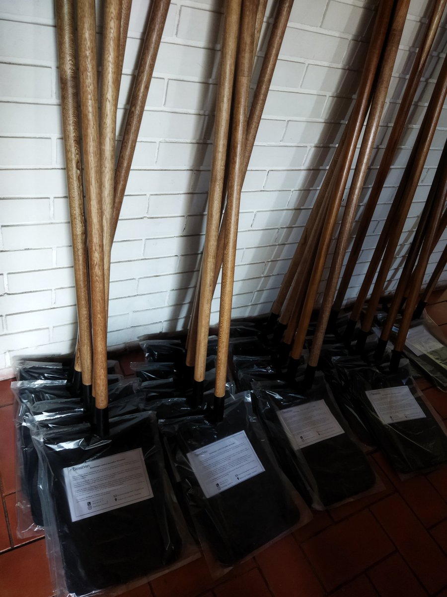 Somos Suministros de Seguridad 3110 C.A.
Fabricantes de Batefuegos ForestVen y Distribuidores de Herramientas y Equipos para el Combate de Incendios Forestales y de Estructura 
 #MedioAmbiente #Incendios #Forestales <a href="/NicolasMaduro/">Nicolás Maduro</a> <a href="/delcyrodriguezv/">Delcy Rodríguez</a> <a href="/dcabellor/">Diosdado Cabello R</a> <a href="/MinecOficial/">MinecOficial</a>