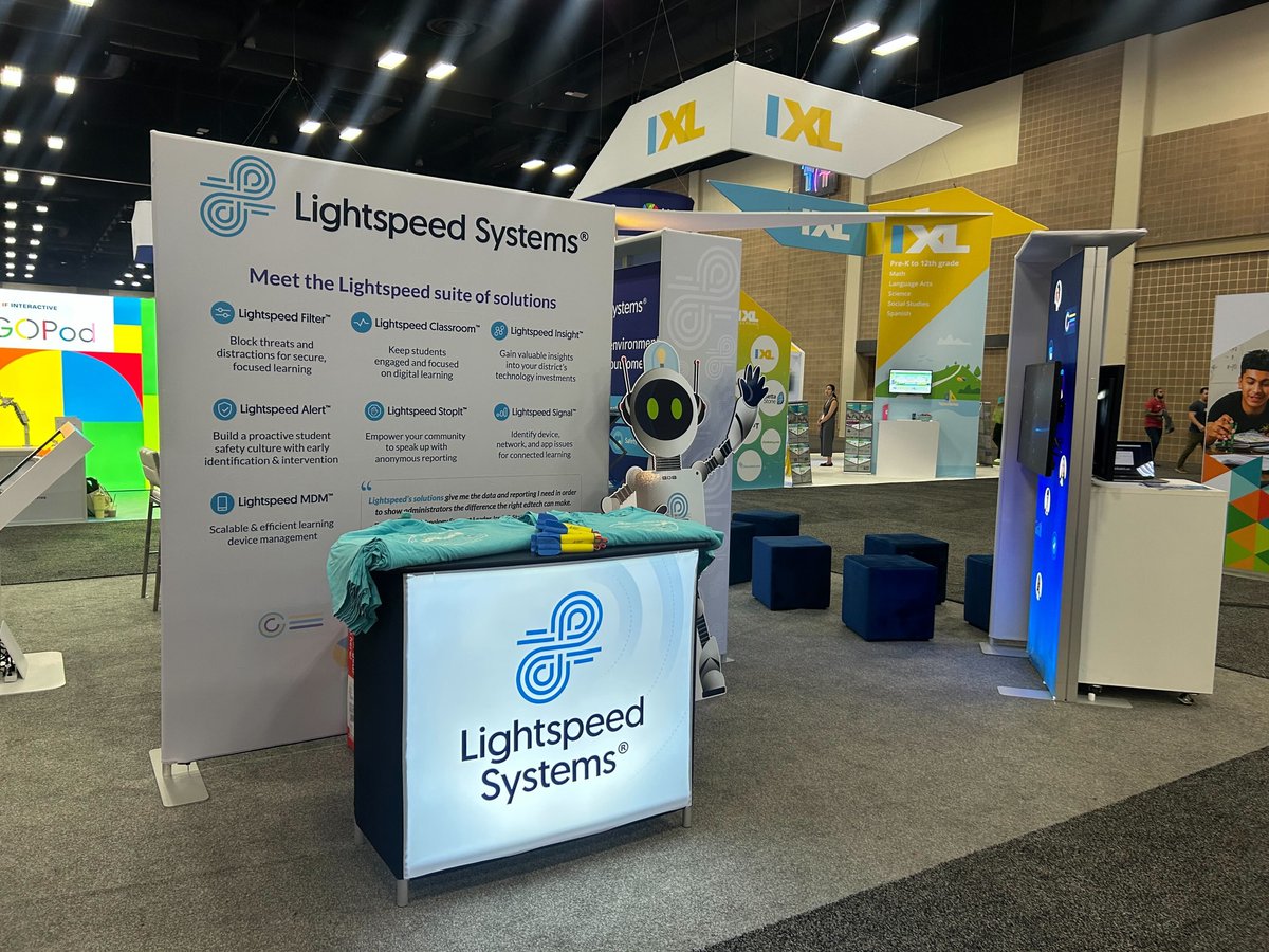 Day 1 of #ISTElive25 is off to an incredible start! We're having an amazing time connecting with all of you in attendance, and BOB has never been happier to meet so many new people!

Stop by booth #2626 to get a picture with the Bot Of Bots, snag your free Lightspeed Texas Tee,