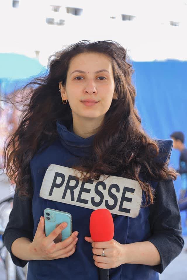 Palestinian journalist Bayan Abu-Sultan was injured in the Al-Baqa Café massacre at Gaza City’s port, where Israeli naval forces opened fire on civilians.

At least 21 people have been killed in the attack so far, including women, children, and the elderly. Nearly twice as many