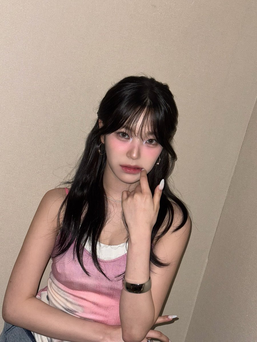 jiheon pics! tweet media