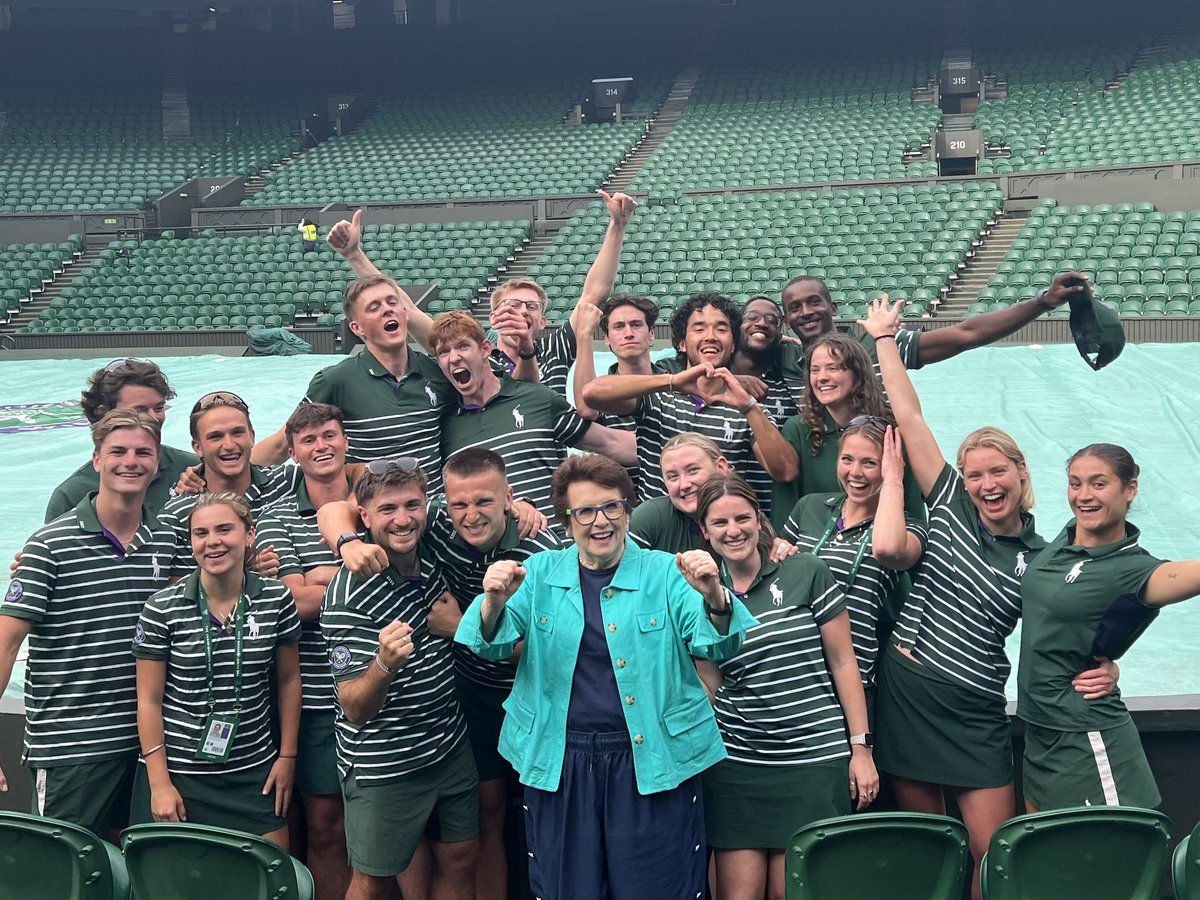 With Day One of the Championships underway, I'm thinking back to last year when I was able to spend some time with Wimbledon's incredible grounds crew. 

The #Wimbledon grounds crew works so hard to make sure all the courts are in top-notch shape for players.

And they're such a