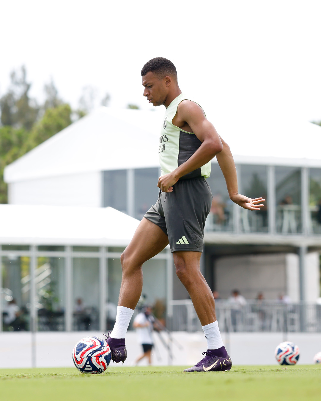 Mbappé podría jugar sus primeros minutos en el Mundial de Clubes. Fuente: Real Madrid en "X".