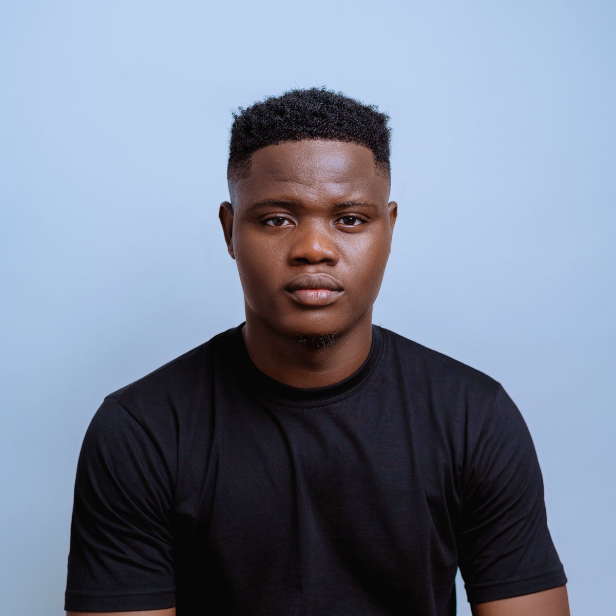 kelechi_design's tweet image. The early days of building a product or personal brand are brutally quiet.
You’ll post and no one responds.
You’ll build features no one uses.
You’ll question everything.
But this silence is not failure, it’s foundation.
This is where consistency matters more than clout.
Where…