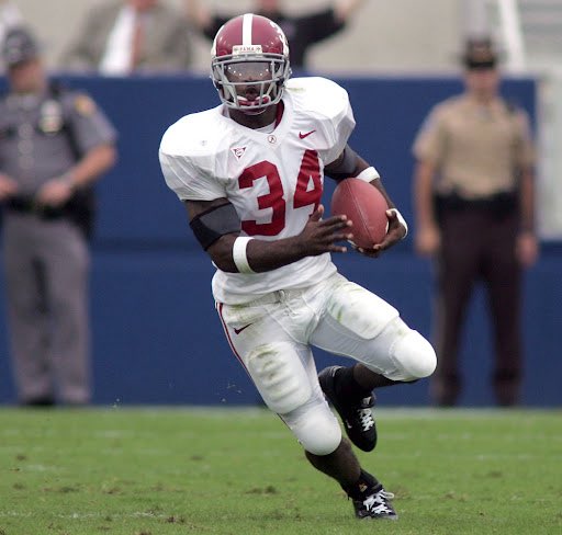 Former Alabama RB  Kenneth Darby will be on “The Bama Standard” tomorrow night (7/1) at 6pm central!🔥

What questions do you have for him?🤔

#CollegeFootball #RollTide #BamaFactor
