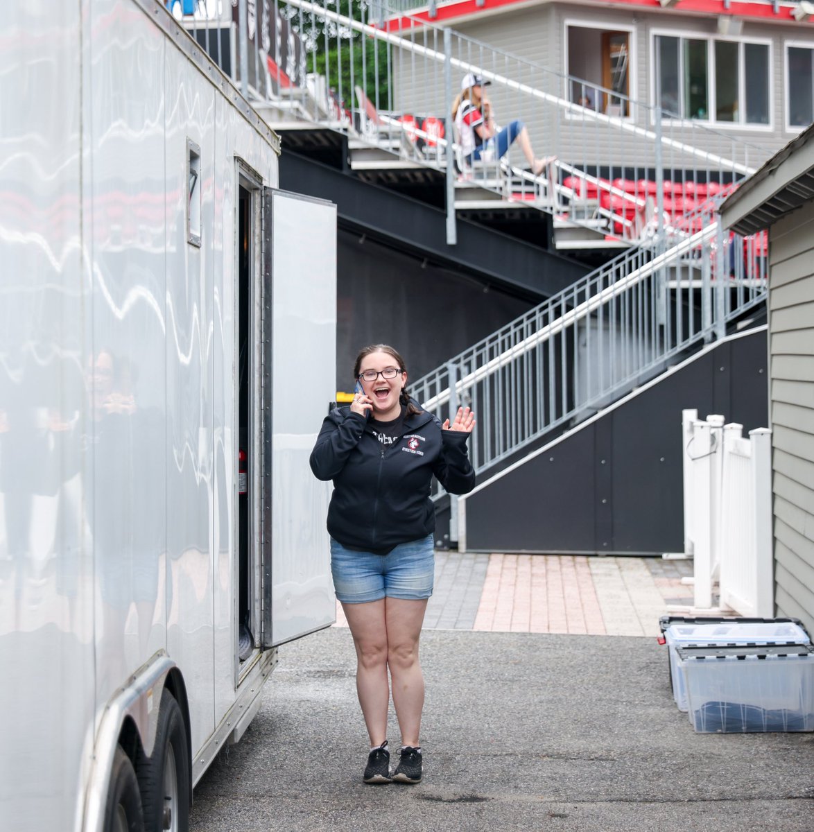 Emma Sullivan tweet media