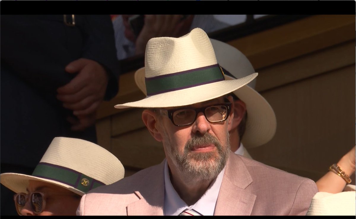 <a href="/richardosman/">Richard Osman</a> looking very stylish. 🤠🎾
#Wimbledon #Wimbledon2025 #tennis #tennisplayer #tennislife #sport #tennisfan #bettadesign #style #thebaizeline