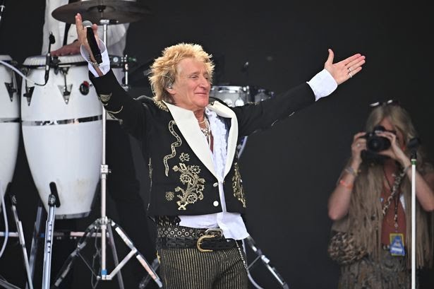BenWilliams92's tweet photo. People shocked that Rod supports Reform when he looks like this. https://t.co/pVVCBsut9t