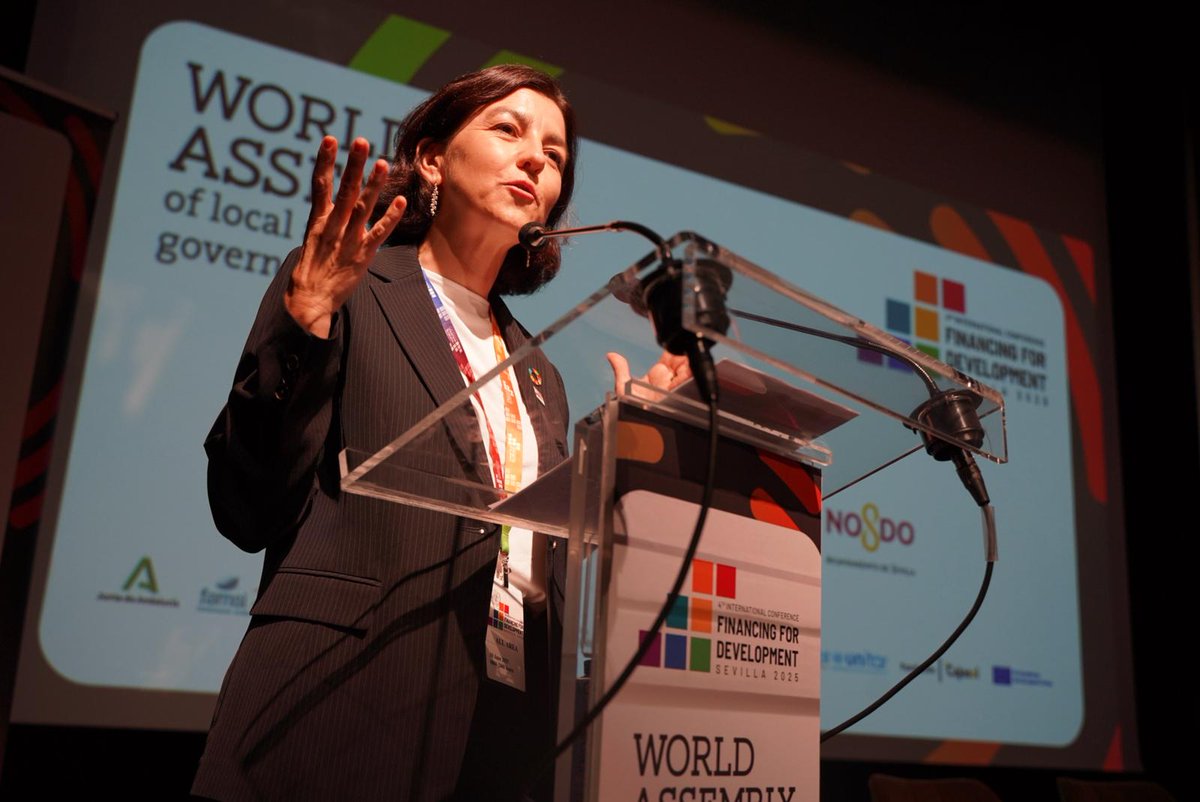 GlobalTaskforce's tweet photo. 🟡 #FFD4

@Eva_Granados, Sec. of State for Cooperation at @MAECgob, stresses that the World Assembly of #GLRs is 🔑 to addressing global challenges. Spain is leading the way in localizing financing, as reflected in the consensus reached at the Seville Commitment.

#Listen2Cities https://t.co/VMSEfepEDV