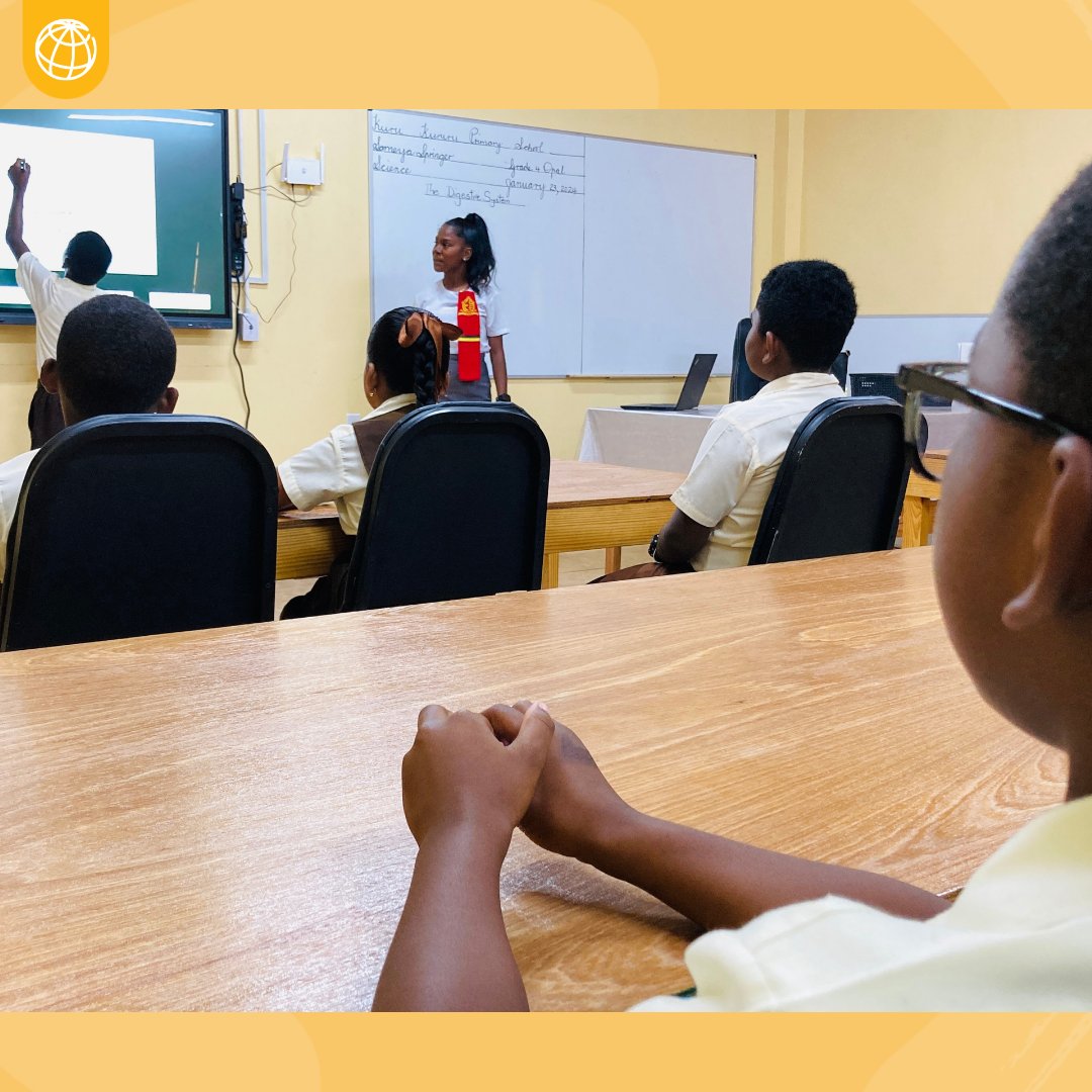 WBCaribbean's tweet image. The @WorldBank is supporting education reforms across the Caribbean. From innovative teaching methods to modern school infrastructure, countries like Jamaica & Guyana are building brighter futures for students.
Learn more: wrld.bg/pO1o50UMFoY