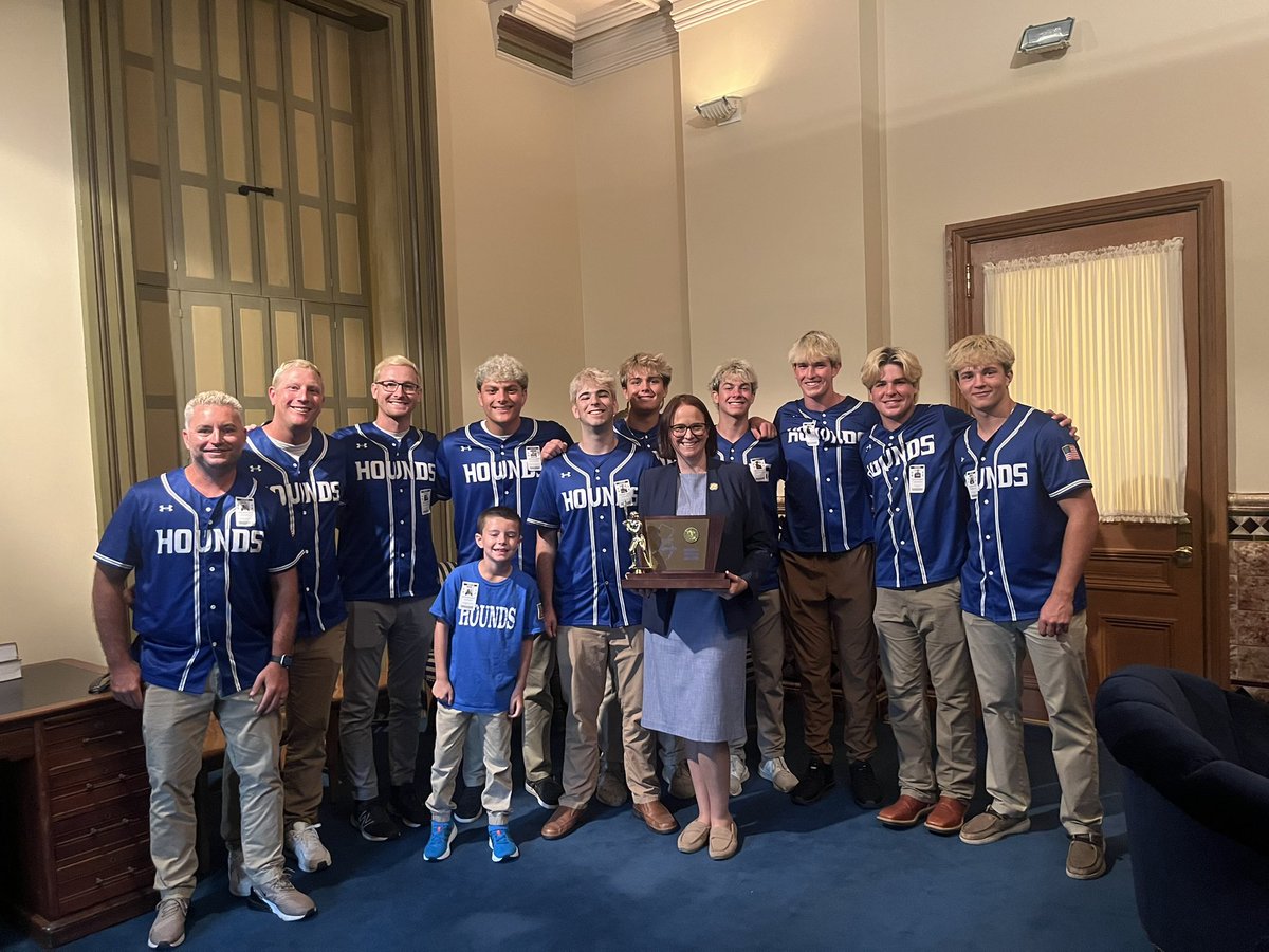 AswAndreaKatz's tweet image. I was thrilled to have Northern Burlington’s state championship winning baseball team at the State House today! They joined me in the front of the entire Assembly to be honored by the legislature. A special shoutout to my son, Nathan, who was one of the coaches!