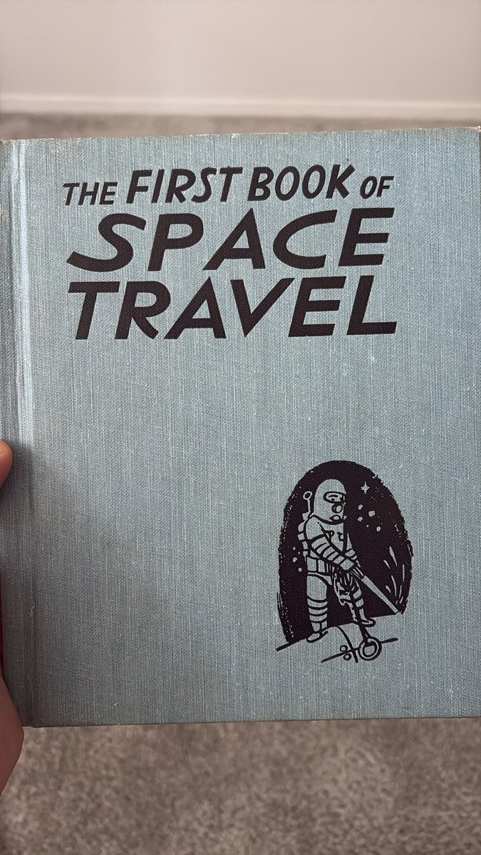 paryzhov's tweet image. Adding this to my book collection. Written in 1953! What a gem.
Best part - anachronisms!
it still says there are plants on Mars and canals could have been made by Martian-made…