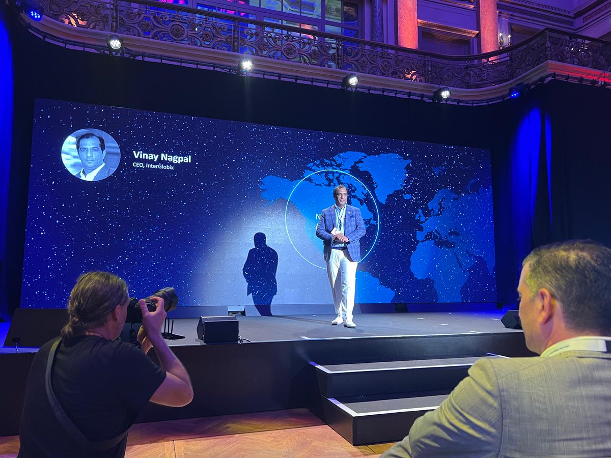 InterGlobix's tweet image. Continuing our coverage
A Glimpse into the Future of Global Connectivity.
At the DE-CIX 30th Anniversary Summit, thought leaders from across the world converged in Frankfurt to explore the evolving fabric of interconnection.
From lightning talks spotlighting regional…